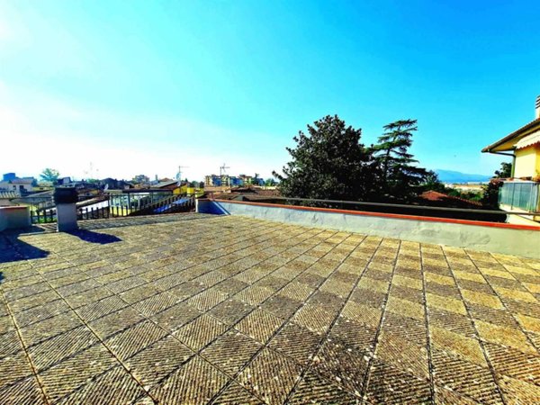 casa indipendente in vendita a Campi Bisenzio in zona San Donnino