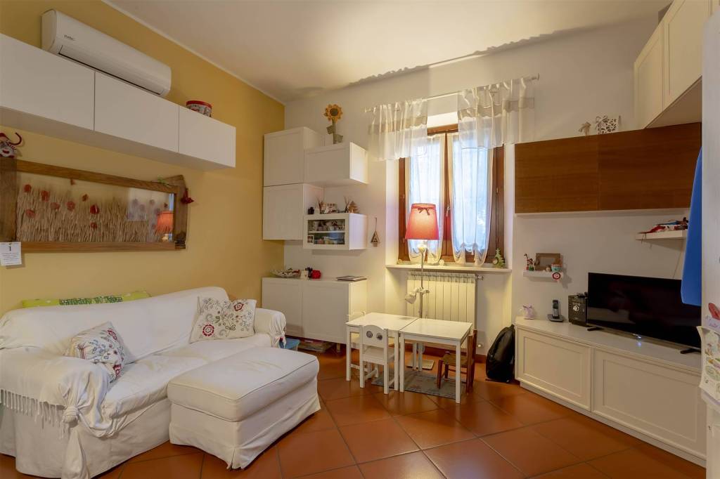 casa indipendente in vendita a Campi Bisenzio in zona San Donnino