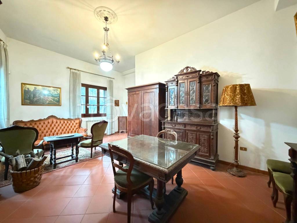 casa indipendente in vendita a Campi Bisenzio in zona San Donnino