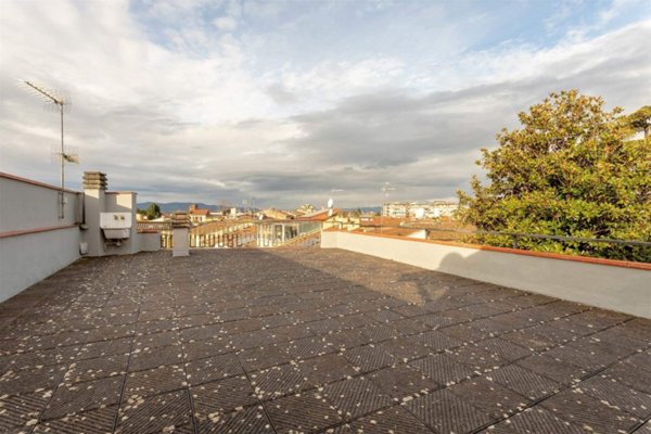 casa indipendente in vendita a Campi Bisenzio in zona San Donnino