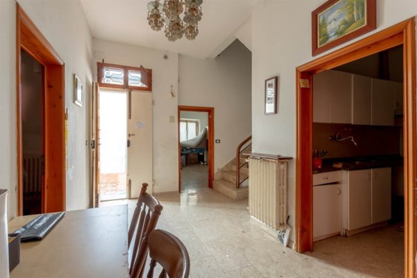 casa indipendente in vendita a Campi Bisenzio in zona San Donnino