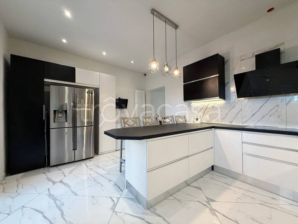 appartamento in vendita a Campi Bisenzio in zona Capalle