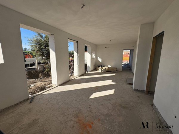 casa indipendente in vendita a Campi Bisenzio