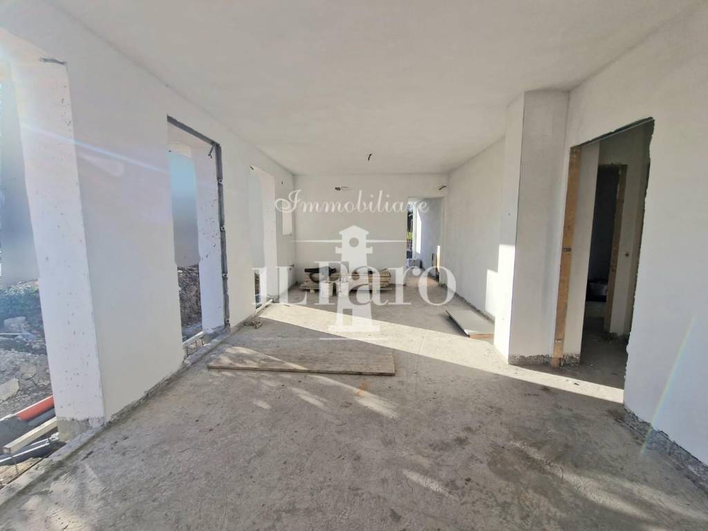 casa indipendente in vendita a Campi Bisenzio