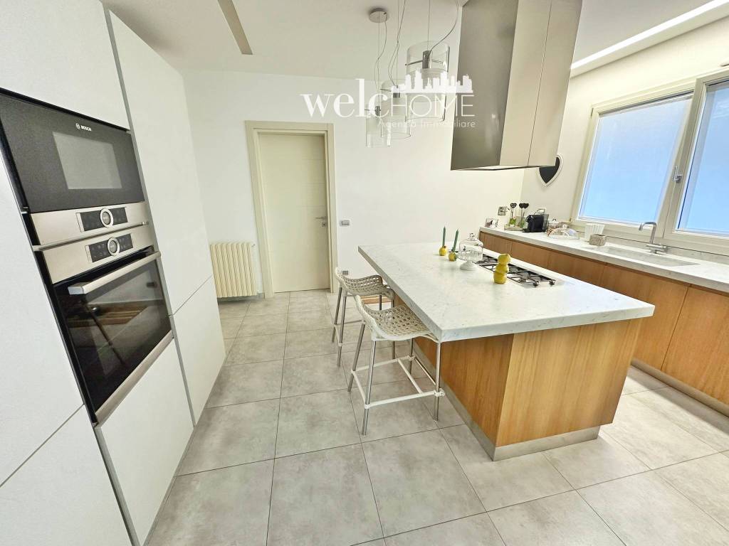 casa indipendente in vendita a Campi Bisenzio