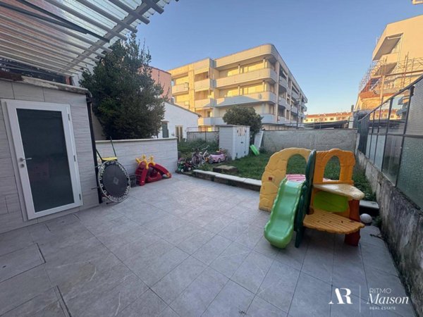 appartamento in vendita a Campi Bisenzio