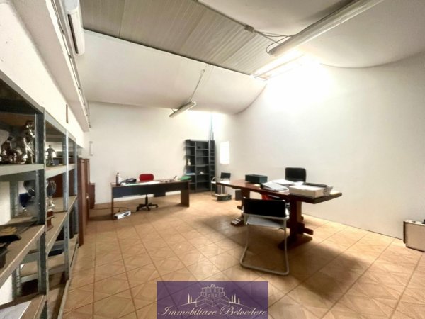 ufficio in vendita a Campi Bisenzio in zona Capalle