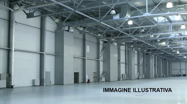 locale di sgombero in vendita a Campi Bisenzio