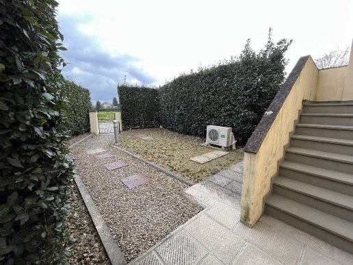 appartamento in vendita a Campi Bisenzio in zona Il Rosi