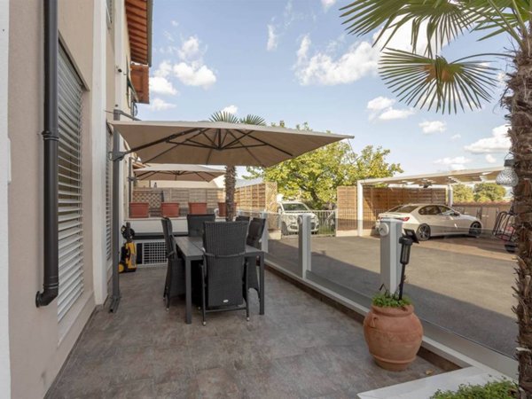 casa indipendente in vendita a Campi Bisenzio in zona San Piero a Ponti