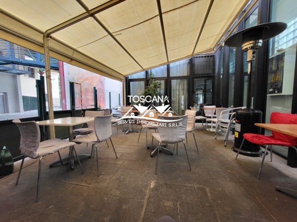 negozio in vendita a Campi Bisenzio