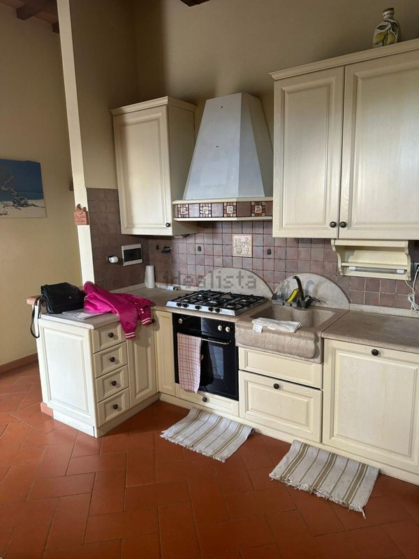 casa indipendente in vendita a Campi Bisenzio