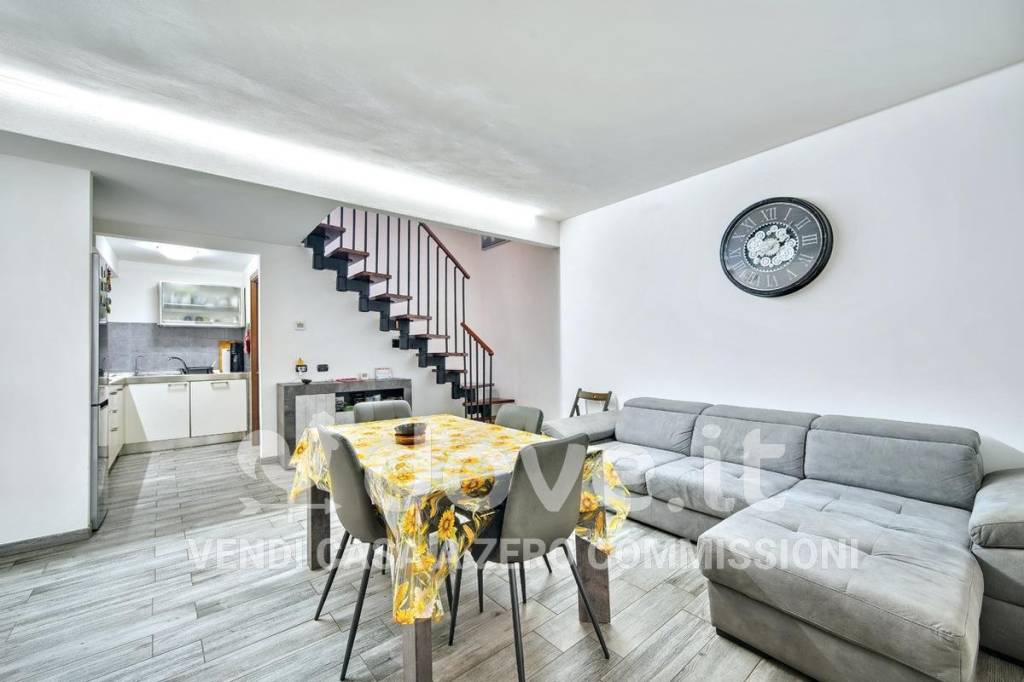 appartamento in vendita a Campi Bisenzio in zona Confini