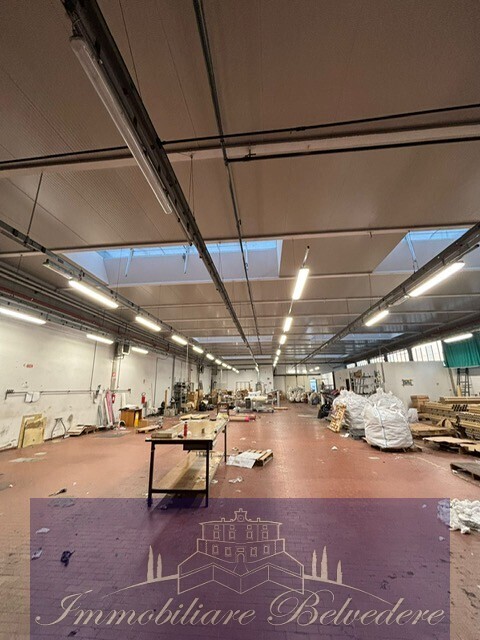 negozio in vendita a Campi Bisenzio in zona Capalle