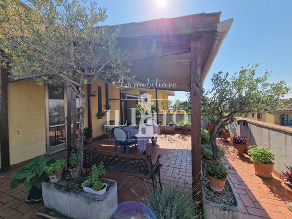 appartamento in vendita a Campi Bisenzio in zona Capalle