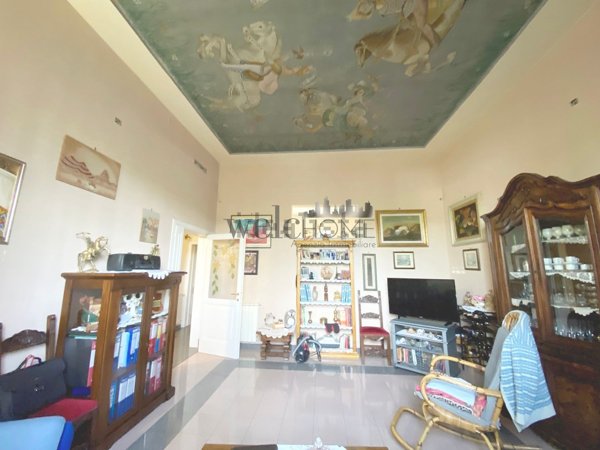 casa indipendente in vendita a Campi Bisenzio