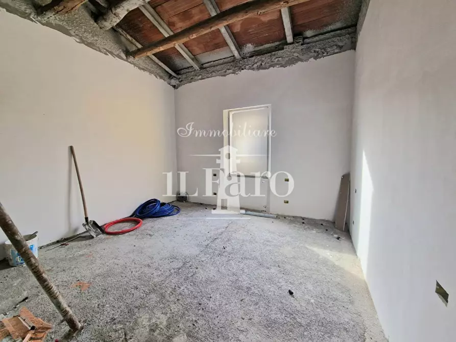 casa indipendente in vendita a Campi Bisenzio