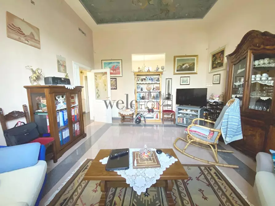 casa indipendente in vendita a Campi Bisenzio