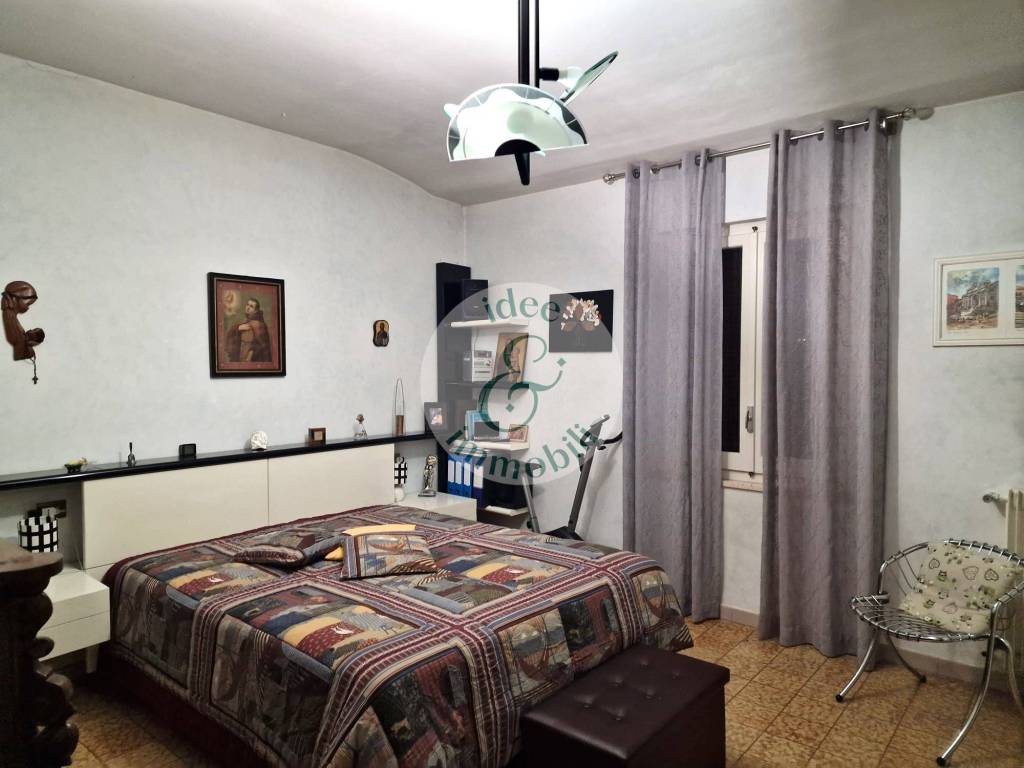 casa indipendente in vendita a Campi Bisenzio