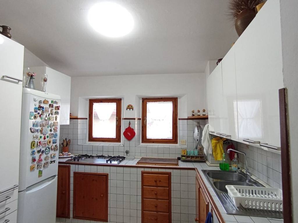 casa indipendente in vendita a Campi Bisenzio