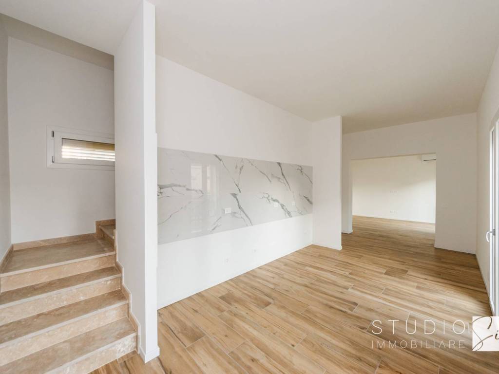 casa indipendente in vendita a Campi Bisenzio in zona San Piero a Ponti