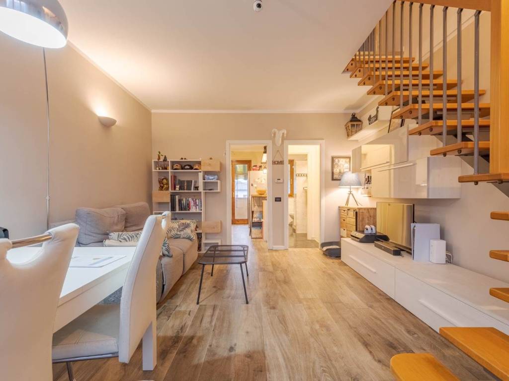 appartamento in vendita a Campi Bisenzio in zona San Piero a Ponti