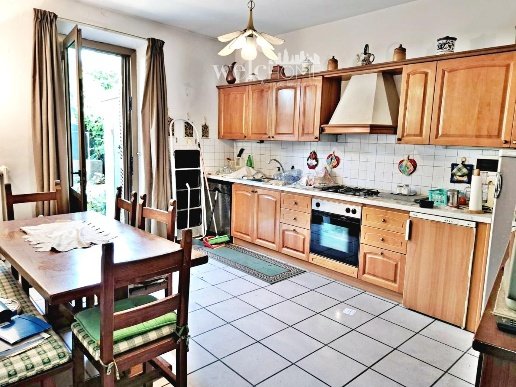 casa indipendente in vendita a Campi Bisenzio in zona Sant'Angelo a Lecore