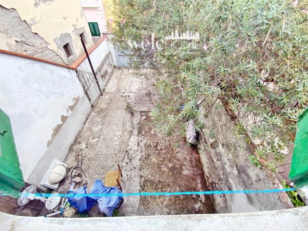 casa indipendente in vendita a Campi Bisenzio