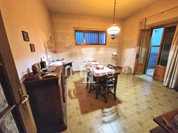 casa indipendente in vendita a Campi Bisenzio in zona Capalle