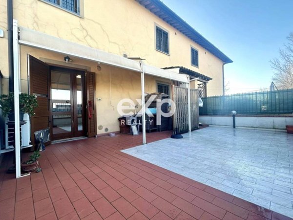 appartamento in vendita a Campi Bisenzio in zona Capalle