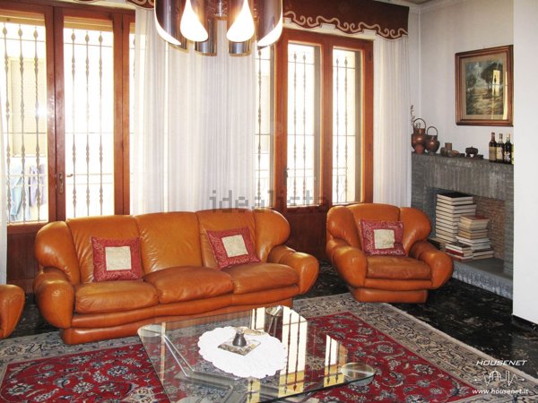 casa indipendente in vendita a Campi Bisenzio in zona Sant'Angelo a Lecore