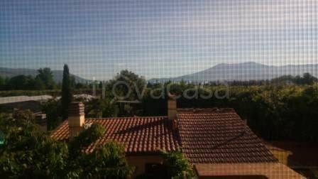 casa indipendente in vendita a Campi Bisenzio