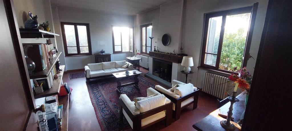 casa indipendente in vendita a Campi Bisenzio in zona San Piero a Ponti