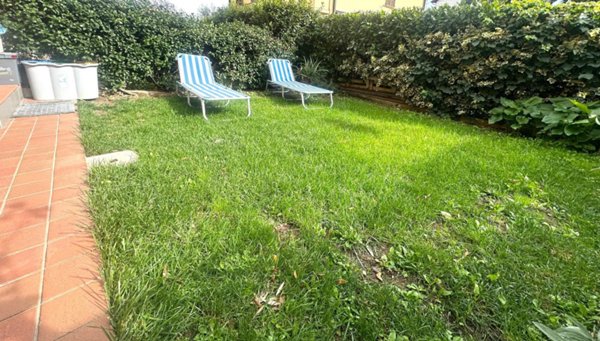 casa indipendente in vendita a Campi Bisenzio in zona San Piero a Ponti