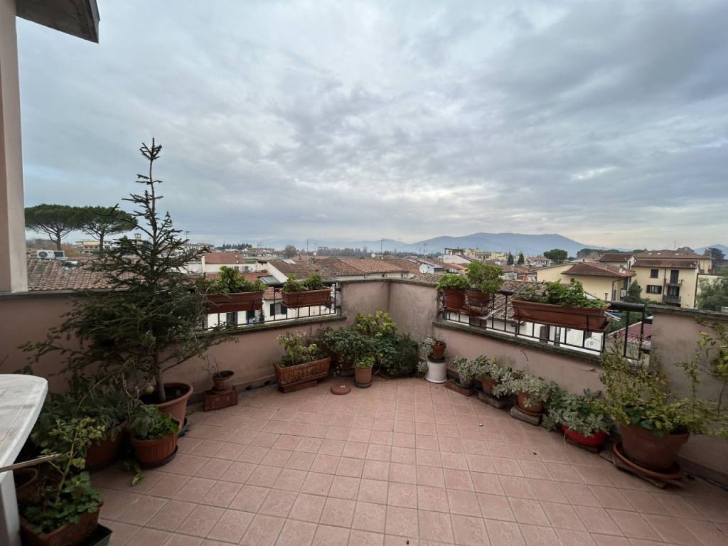 appartamento in vendita a Campi Bisenzio