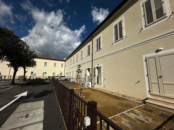 casa indipendente in vendita a Campi Bisenzio in zona San Piero a Ponti