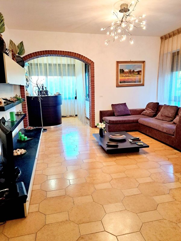 appartamento in vendita a Campi Bisenzio in zona San Piero a Ponti