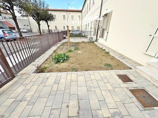 casa indipendente in vendita a Campi Bisenzio in zona San Piero a Ponti