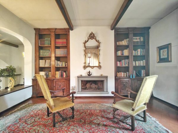 casa indipendente in vendita a Campi Bisenzio