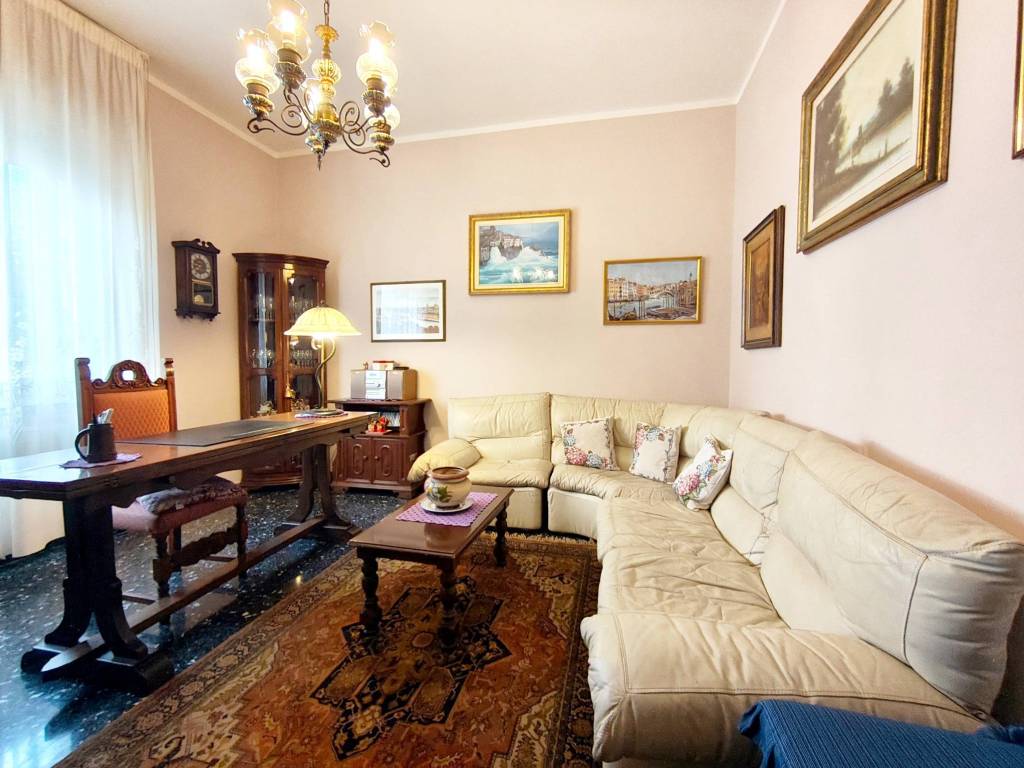 appartamento in vendita a Campi Bisenzio in zona San Cresci