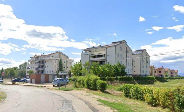 appartamento in vendita a Campi Bisenzio in zona La Madonnina