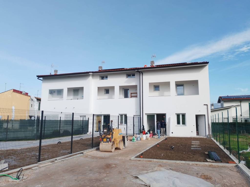 casa indipendente in vendita a Campi Bisenzio in zona San Cresci