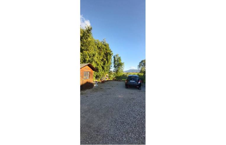 casa indipendente in vendita a Campi Bisenzio