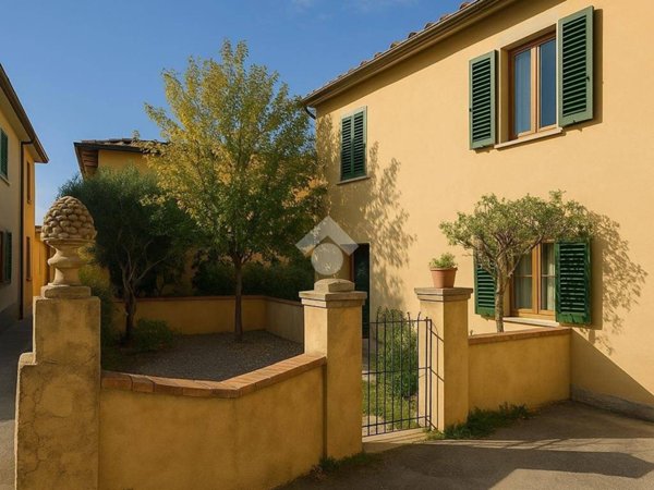casa indipendente in vendita a Campi Bisenzio in zona Capalle