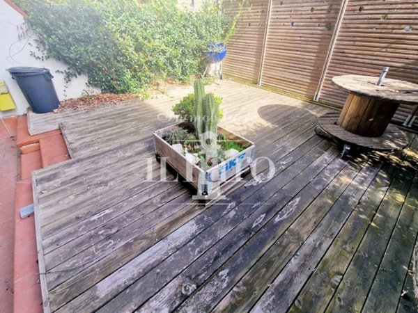 casa indipendente in vendita a Campi Bisenzio in zona San Donnino