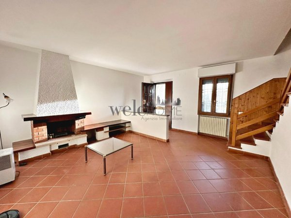 casa indipendente in vendita a Campi Bisenzio