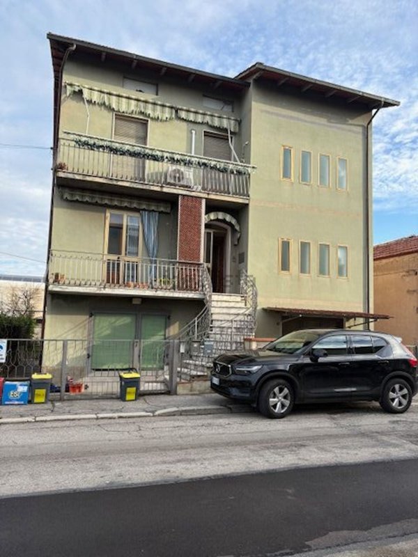 appartamento in vendita a Campi Bisenzio