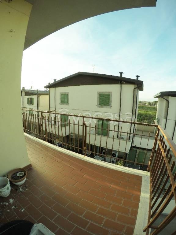 appartamento in vendita a Campi Bisenzio in zona San Piero a Ponti