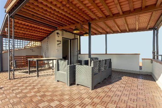 casa indipendente in vendita a Campi Bisenzio in zona San Donnino