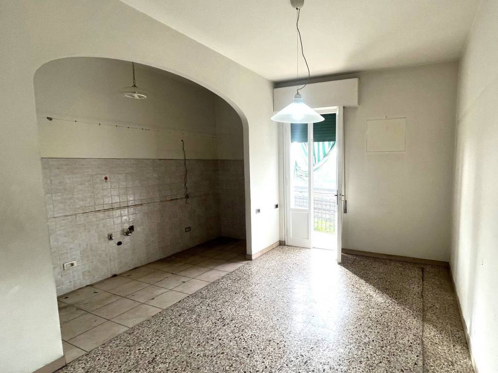 appartamento in vendita a Campi Bisenzio in zona Limite